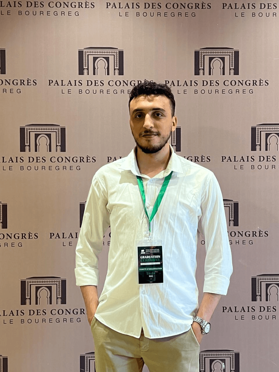 Portrait de Walid Benhachimi, Social Media Manager